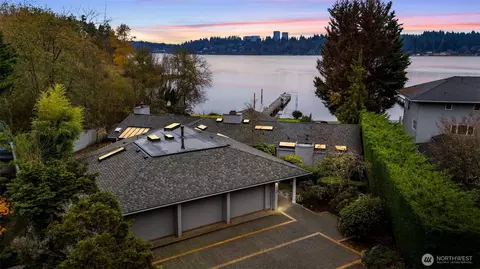 8428 N Mercer Way, Mercer Island, WA 98040
