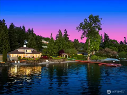 1815 E Lake Sammamish Pkwy NE, Sammamish, WA 98074