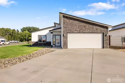 620 S Dorsing St, Moses Lake, WA 98837