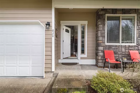 824 Sarah Ct NW, Olympia, WA 98502