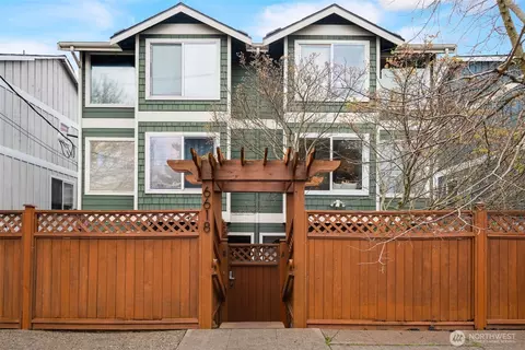 6618 Corson Ave S #A, Seattle, WA 98108