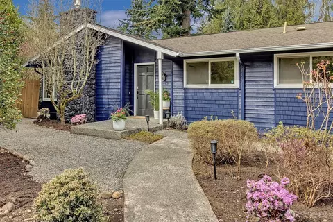 20535 Marine View Dr, Normandy Park, WA 98166