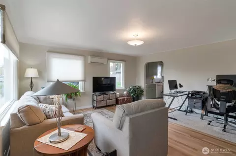 6024 Rockefeller Ave, Everett, WA 98203 photo 3