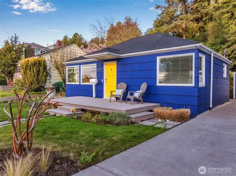 3366 59th Ave SW, Seattle, WA 98116