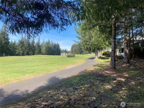 200 E Soderberg Rd, Allyn, WA 98524 photo 2