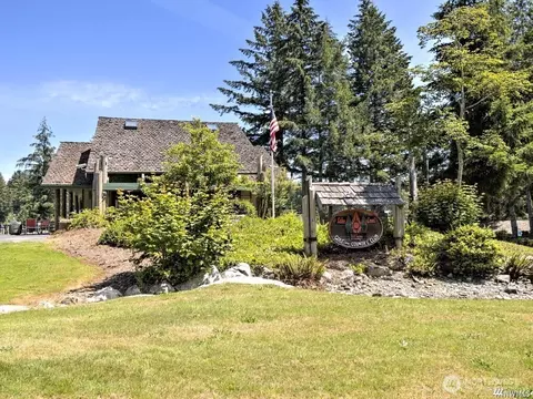 200 E Soderberg Rd, Allyn, WA 98524 photo 13