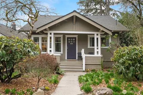 3227 37th Pl S, Seattle, WA 98144