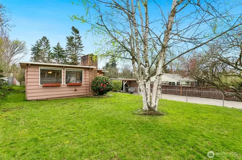 837 SW 125th St, Seattle, WA 98146