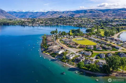 342 Upper Point Dr, Manson, WA 98831