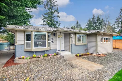 2308 NE 27th St, Renton, WA 98056