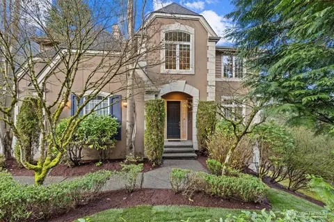 16050 SE 48th Dr, Bellevue, WA 98006