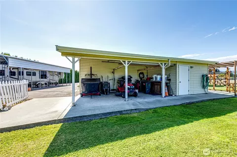 Exterior - 60 Lotus Ln, Sequim, WA 98382 photo 5 of 9