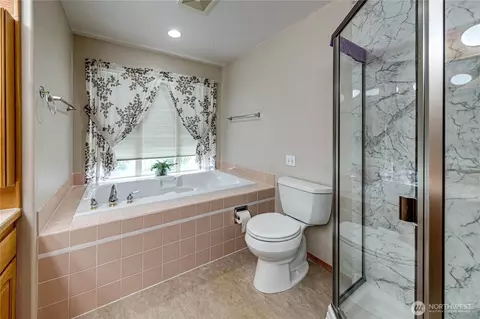 Bath - 60 Lotus Ln, Sequim, WA 98382 photo 2 of 4