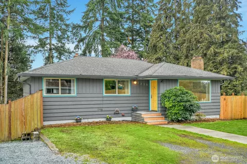 1215 S 117th St, Seattle, WA 98168