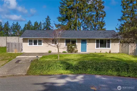 8618 Queets Dr NE, Olympia, WA 98516