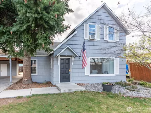 1319 Castlerock Ave, Wenatchee, WA 98801