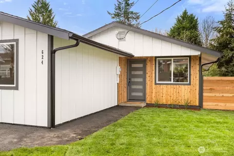624 S 91st St, Tacoma, WA 98444