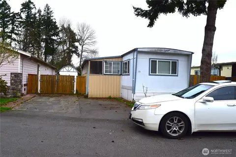15232 SE 272nd St #99, Kent, WA 98042