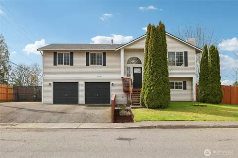 6400 72nd Dr NE, Marysville, WA 98270