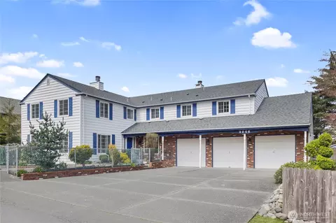 8246 S 116th St, Seattle, WA 98178