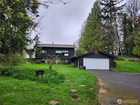 1312 Paradise Rd, Ferndale, WA 98248