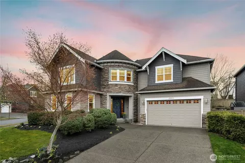 35913 SE Sandalee Ct, Snoqualmie, WA 98065