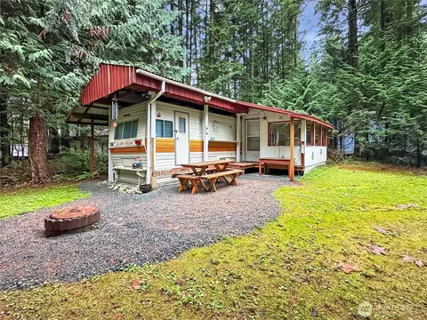 1131 Alder Ln, Sumas, WA 98295