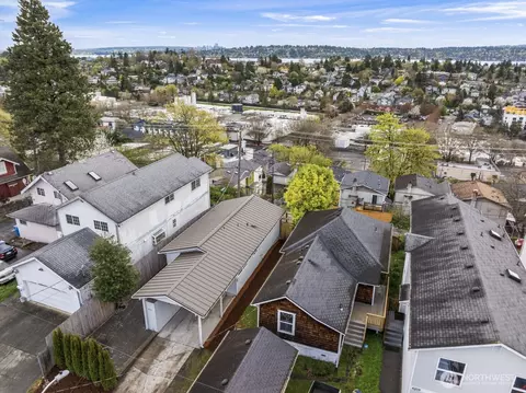 4201 34th Ave S, Seattle, WA 98118