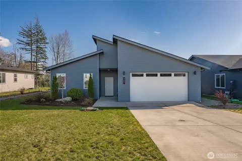 2765 Sandwood Ln, Blaine, WA 98230