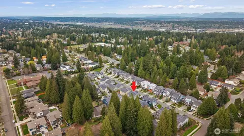 7611 127th Pl NE, Kirkland, WA 98033