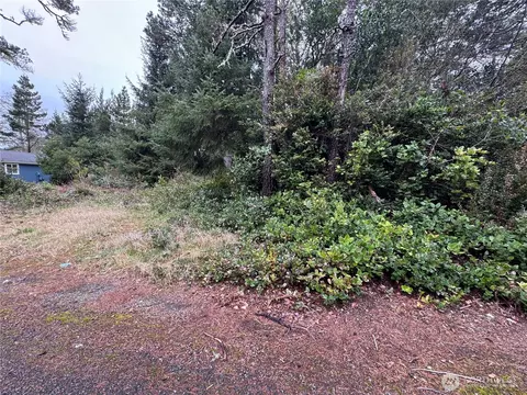 0 R St, Ocean Park, WA 98640