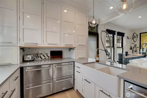 Kitchen - 1906 Lombard Ave, Everett, WA 98201 photo 6 of 7