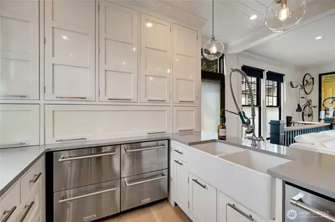 Kitchen - 1906 Lombard Ave, Everett, WA 98201 photo 5 of 7