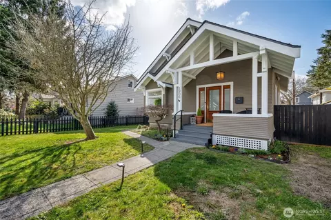 Exterior - 1906 Lombard Ave, Everett, WA 98201 photo 3 of 8