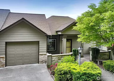 1736 Lee Ct, Freeland, WA 98249