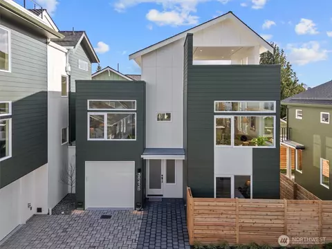 3843 54th Ave SW #B, Seattle, WA 98116