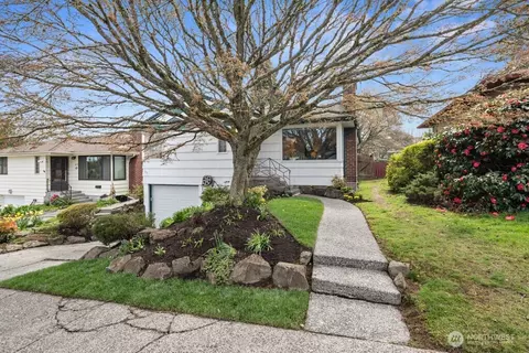 3715 SW Rose St, Seattle, WA 98126
