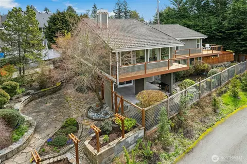 12809 14th Ave SW, Burien, WA 98146