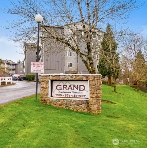 1318 37th St #2-516, Everett, WA 98201