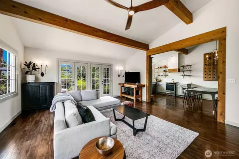Living - 22422 9th Ave SE, Bothell, WA 98021 photo 1 of 2