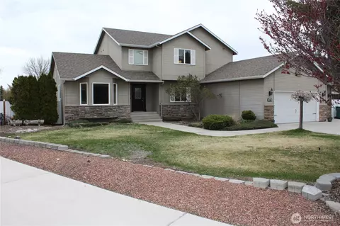 2106 Inglewood Dr, East Wenatchee, WA 98802