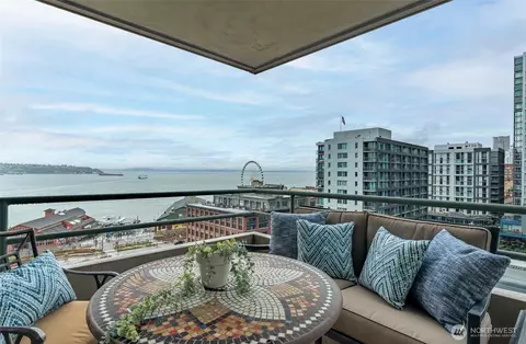 1107 1st Ave #906, Seattle, WA 98101