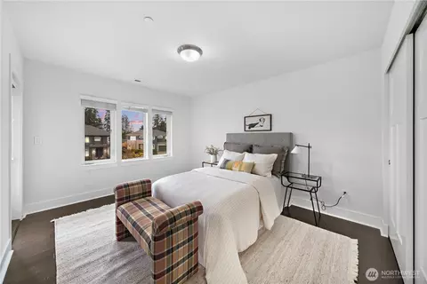 Bedroom - 8837 NE 202nd Pl, Bothell, WA 98011 photo 3 of 3