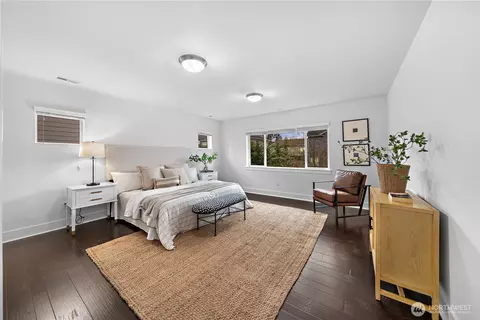 Bedroom - 8837 NE 202nd Pl, Bothell, WA 98011 photo 1 of 3