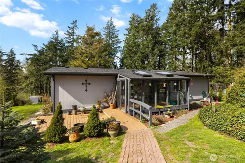 640 Richardson Ct, Oak Harbor, WA 98277