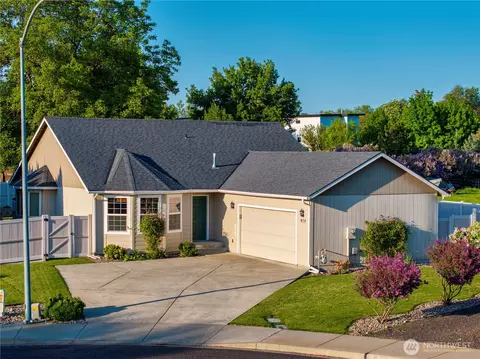 979 Carmella St, Walla Walla, WA 99362
