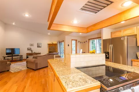 Kitchen - 51 Forest Ridge Dr, Sequim, WA 98382 photo 4 of 4