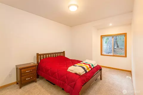 Bedroom - 51 Forest Ridge Dr, Sequim, WA 98382 photo 1 of 5