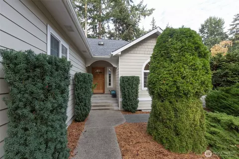 51 Forest Ridge Dr, Sequim, WA 98382