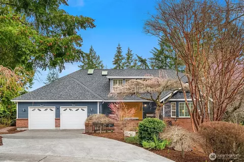 1990 179th Pl NE, Bellevue, WA 98008
